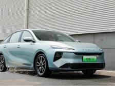 7.98万起！荣威纯电D6上市