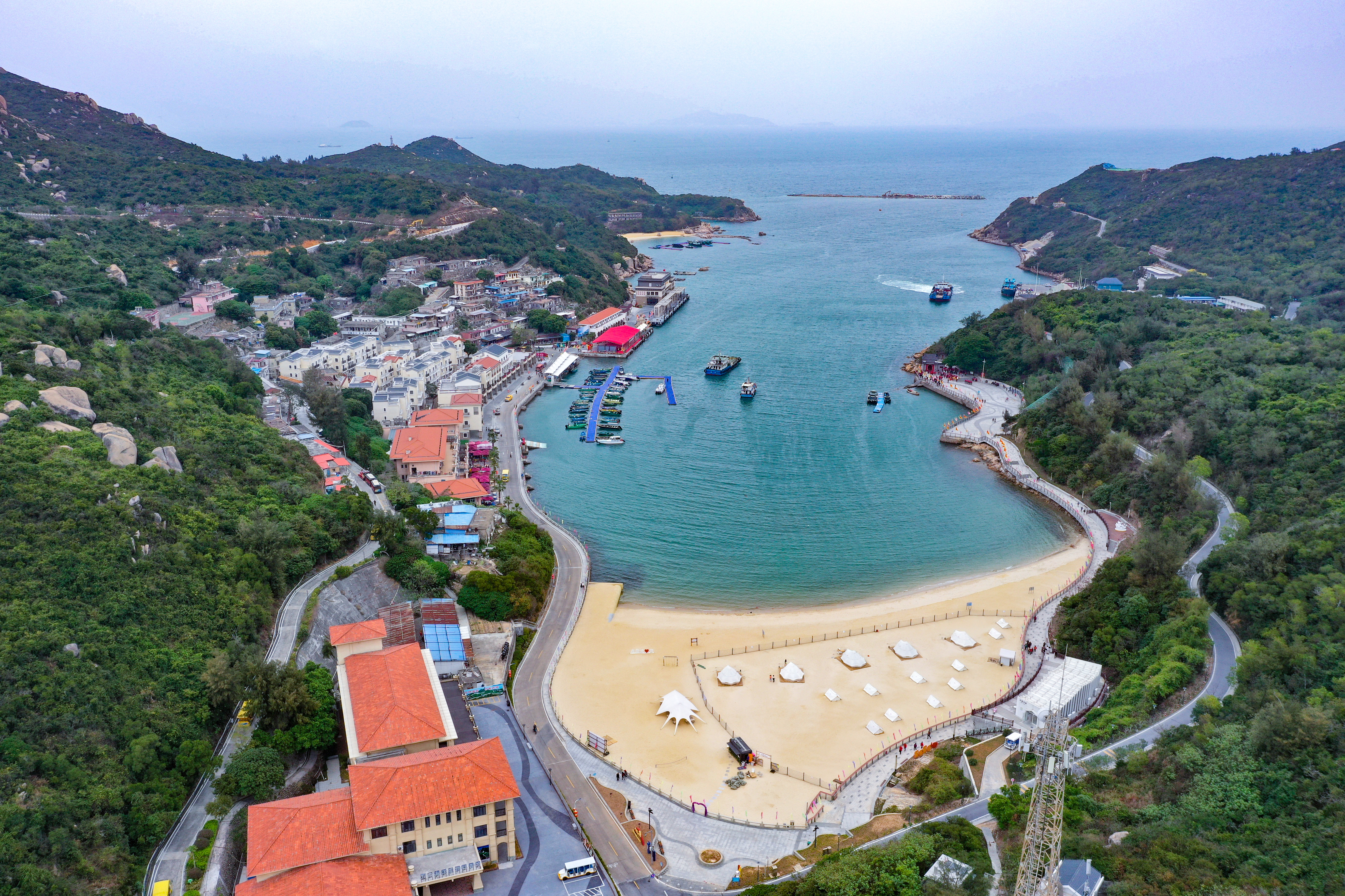 美丽的东澳岛。