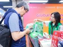 微信支付消费笔数大涨1.5 倍！广交会外商扫货忙|数说网事