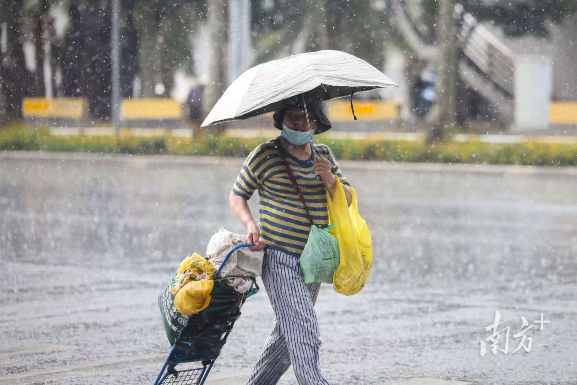 廣東天氣依然不穩(wěn)定，今日午后中北部市縣多雷雨