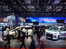 践行“为用户而改变”，魏牌全新“双山”亮相