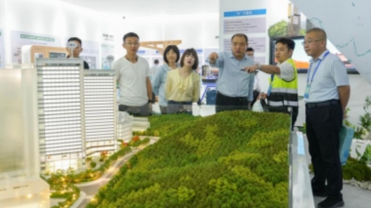 第二届绿色低碳建造大会在深圳举行，共探行业可持续发展新路径