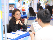 东城春季招聘会引才留才，青年直呼：期待入职新生活