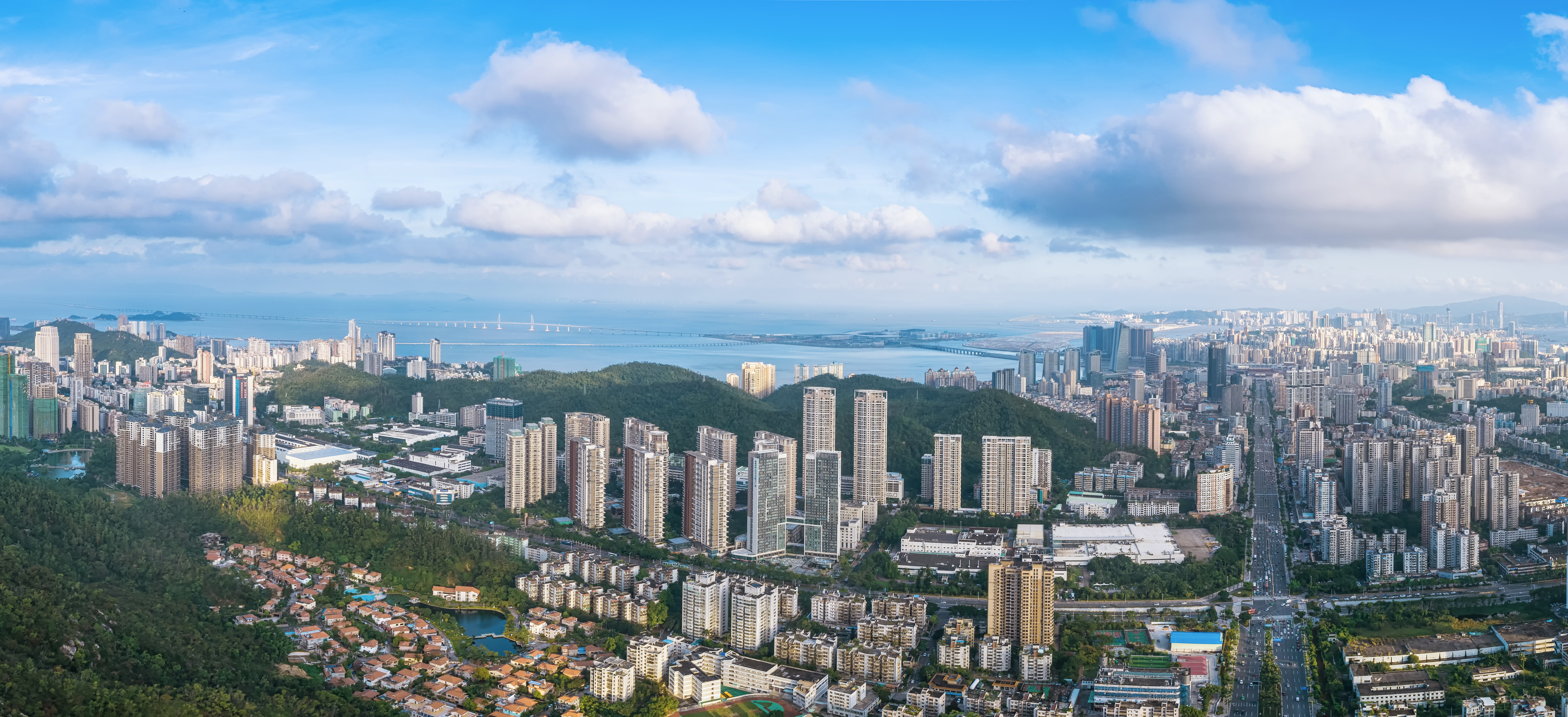 港珠澳大桥。