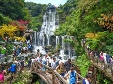 “五一”首日全省4A级及以上景区接待游客323.8万人次