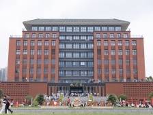 执信中学新高一拟招收1500人，执信路校区计划招收人数增幅25%