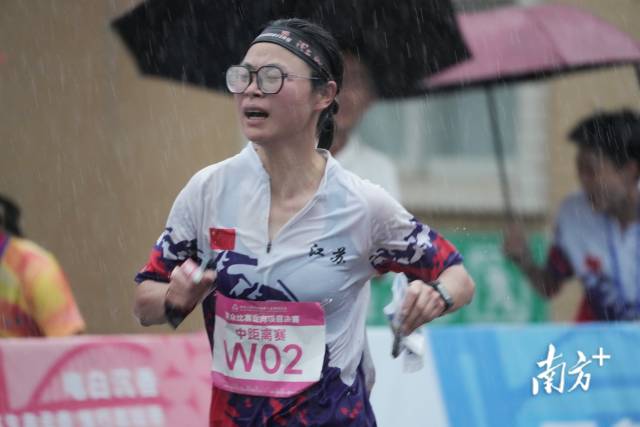 暴雨持續(xù)！6日至7日廣東多個(gè)高速公路路段受惡劣天氣影響