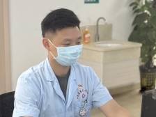 周浩源：十年守护心灵的特殊“男”丁格尔｜怀集县第三人民医院