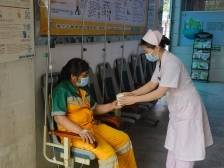 伍火英：扎根基层护理，用爱温暖病患｜迳口镇卫生院