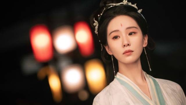 《淮水竹亭》热播收官，专访刘诗诗：步履不停，静待新章