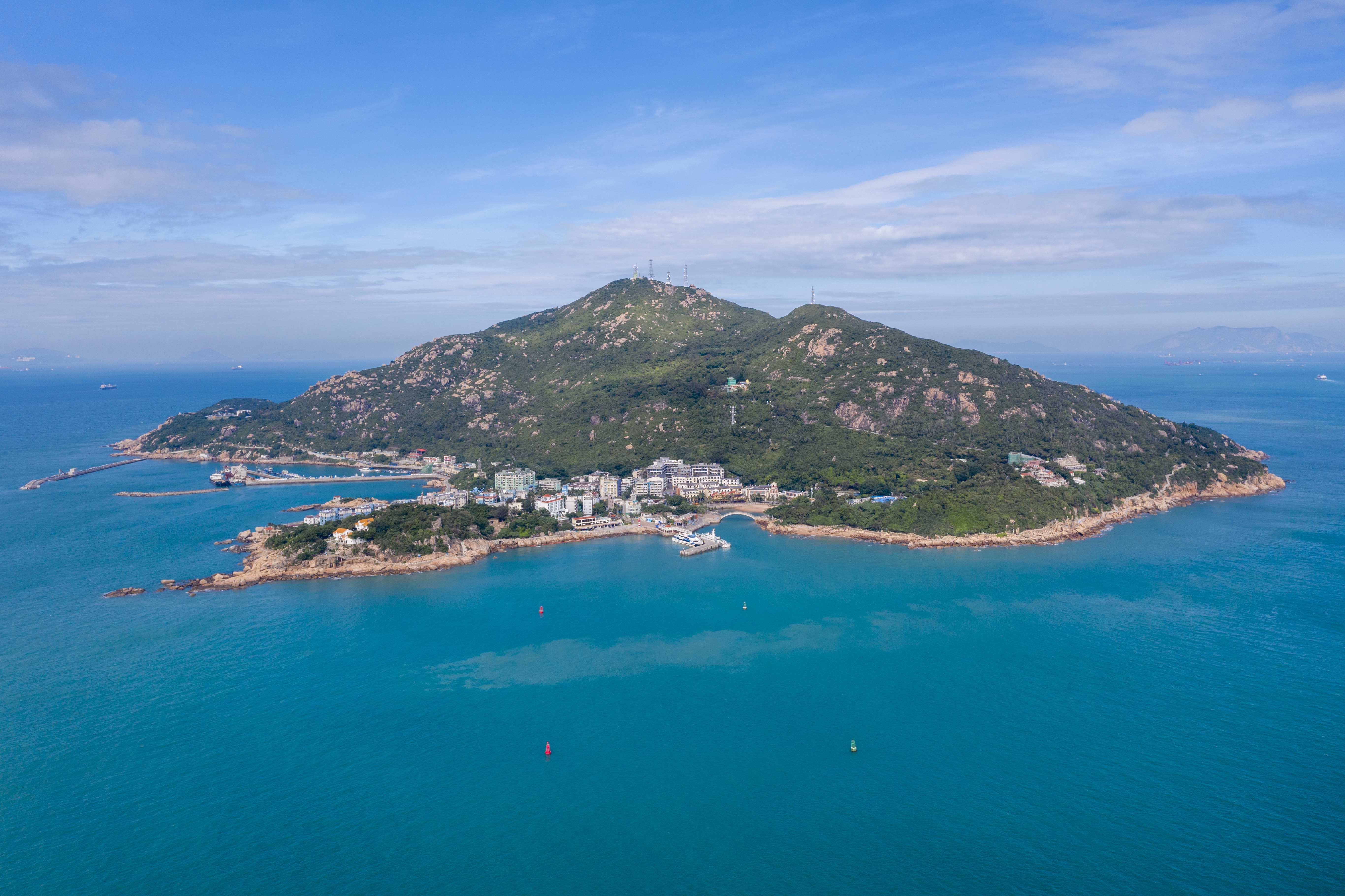 美丽的外伶仃岛。