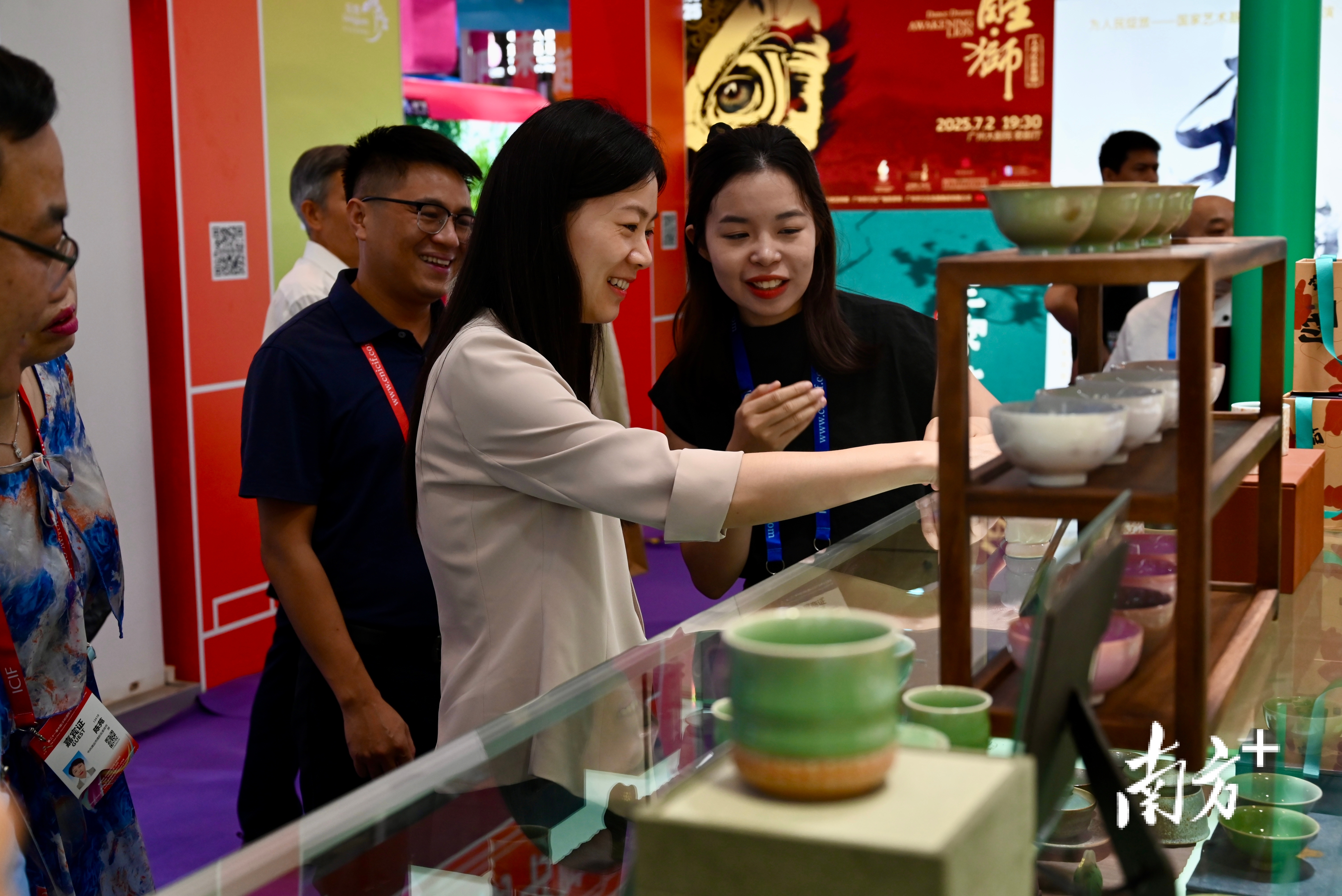 盐焗清远鸡、清香英红茶，文博会上的“清远味道”让人流连