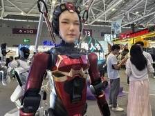 这届文博会的机器人成精了！抛媚眼、组乐团…名场面你pick谁？