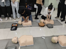 学自救互救，筑牢“生命线”！天河石牌街公卫委开展应急救护员培训