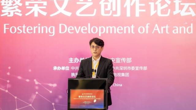 靳东：文艺创作不应被流量裹挟