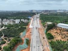 包茂大道扩建工程加速跑，助区域发展新跨越|航拍茂名·项目现场