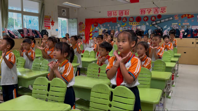 金溪小学开设的粤语课程类型多样，深受学生喜爱。