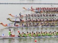 视频｜中外猛龙“狂飙”潭江，江门开平市国际龙舟邀请赛激情开桨