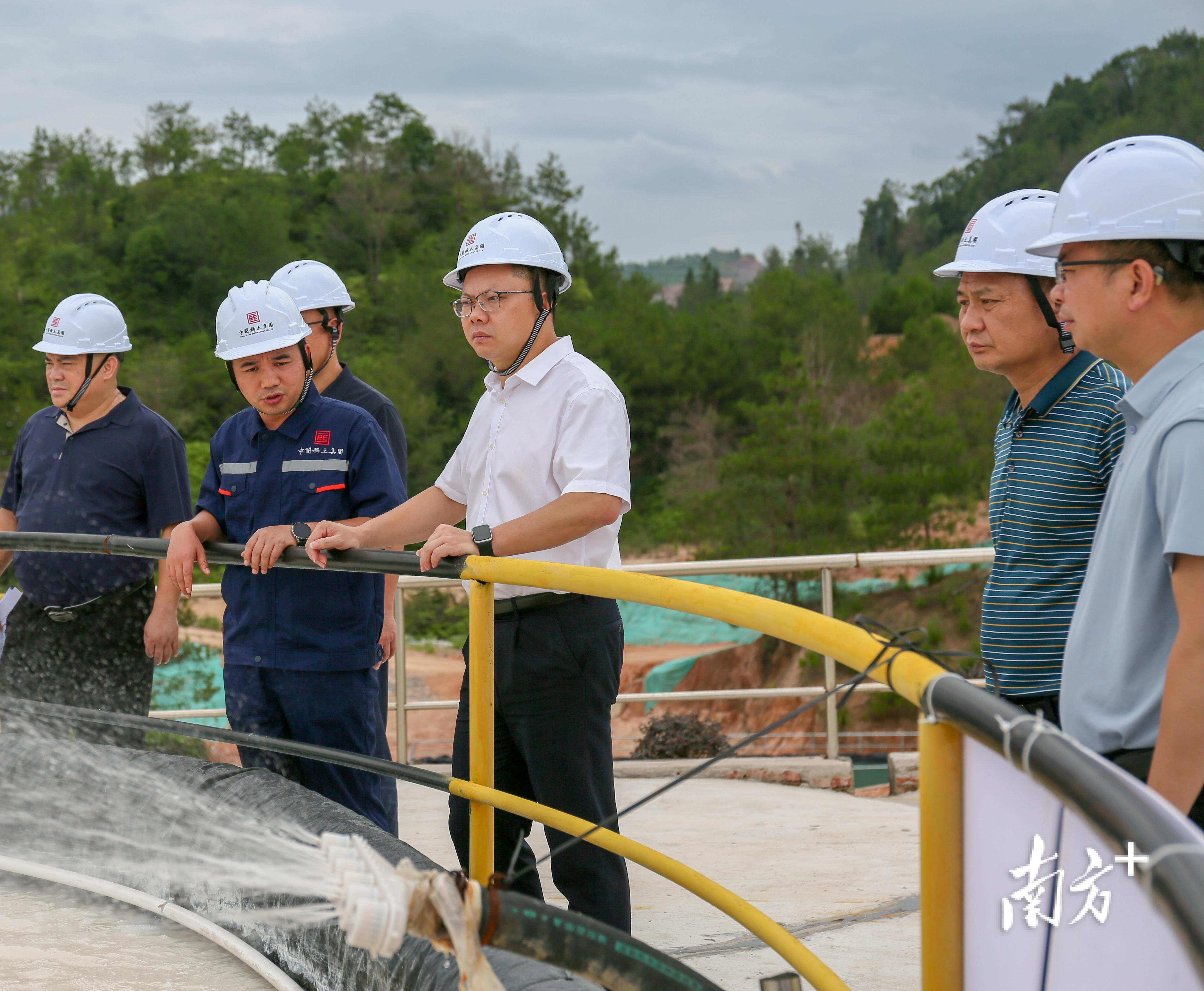 周小勇调研工业经济运行情况:以高质量工业经济助推平远高质量发展_南方+_南方plus