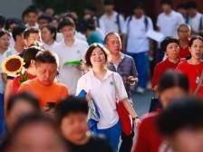 广东“高考表情”上新！这些“名场面”刷屏了