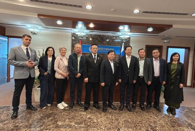 清远侨商经贸考察团拜会俄罗斯中国总商会 清远侨商经贸考察团拜会俄罗斯中国总商会