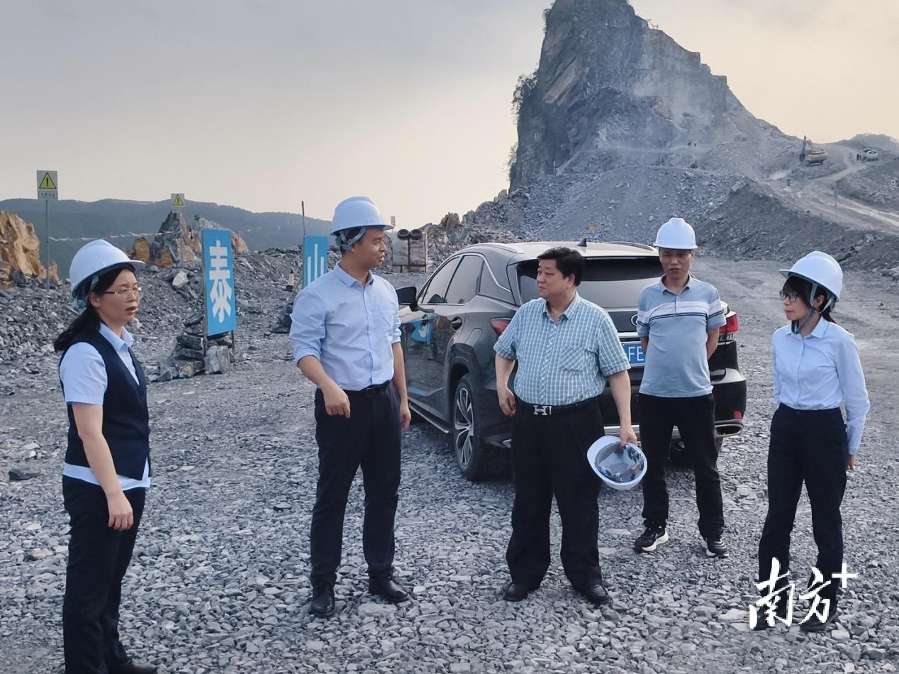 碳汇质押、一码支付、家门口取款……罗定农商银行如何跑通乡村金融？