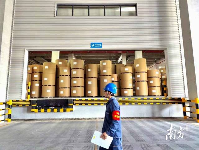 今年前11月我國(guó)社會(huì)消費(fèi)品零售總額44.27萬(wàn)億元