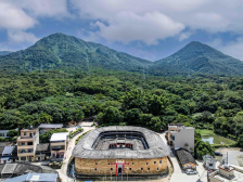 泰华楼：光阴雕刻的畲族围城｜古建光影