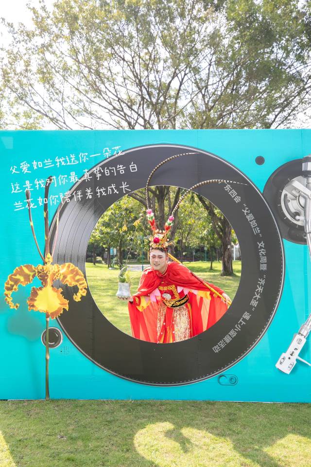 父亲节前,广州塔下,“大圣”驾到! 父亲节前,广州塔下,“大圣”驾到!