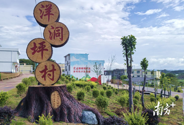 星子镇绿美乡村一角。欧阳颖 摄