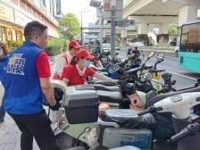 龙华这里加了1.5万“电鸡”停车位，长效治理呼唤精细方案｜“电鸡”围城调查