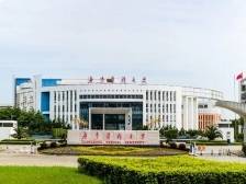 广东医科大学今年在粤计划招生4702人，全国总招生计划5600人