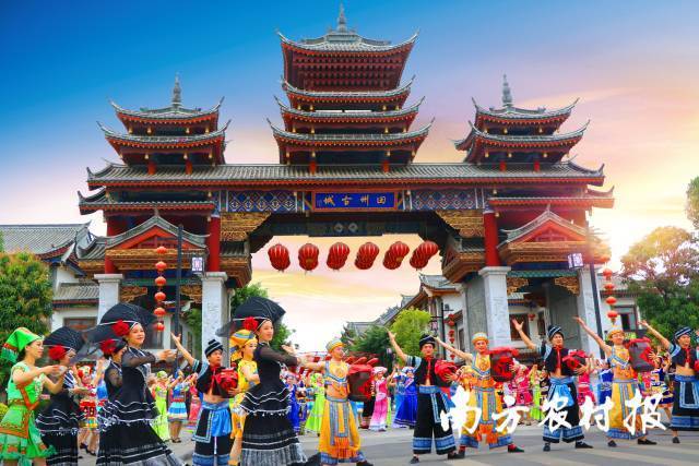 国家AAAA级旅游景区田州古城。