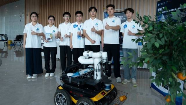 自动采摘水果、预测“电鸡”电池健康状态……广东这些大学生的AI创意真绝