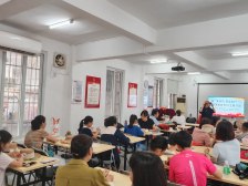 “帽”美如花安全出行，黄花岗街开展花艺草帽亲子DIY主题活动