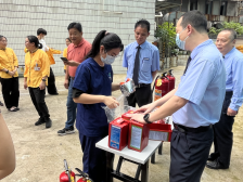 萌娃变身“消防小能手”！黄花岗街区庄社区上演安全实践课