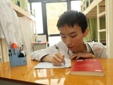 一线识“珠”④｜超特控线39分！轮椅高考男孩的暖心追梦故事