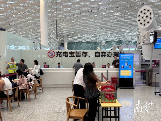 首次突破2分鐘！深圳地鐵1號(hào)線行車(chē)間隔時(shí)間壓縮