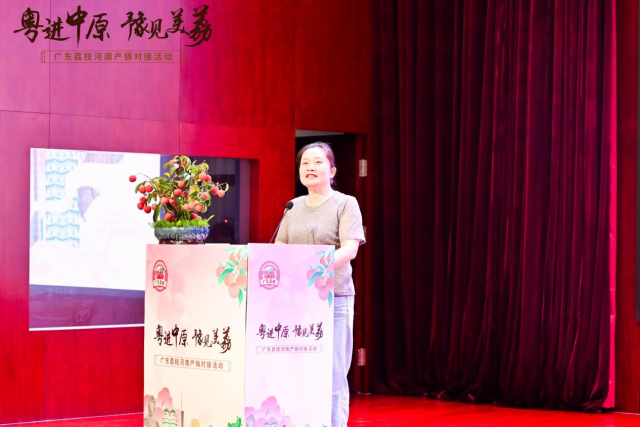 鄭州丹尼斯百貨有限公司采購部部長孫寶玲分享采購計(jì)劃。