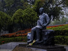 圭峰山下的永恒记忆：周恩来总理视察新会足迹与精神传承