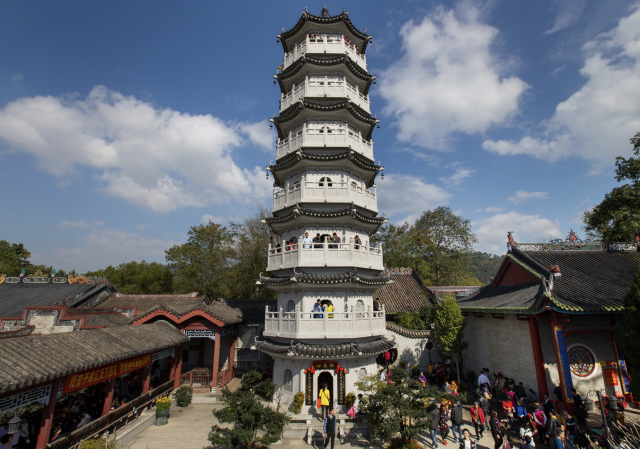 報(bào)恩塔,。
