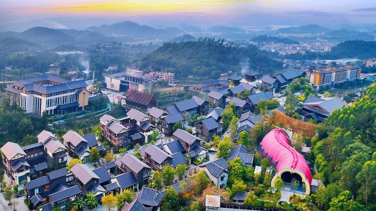 有禪意山水,，也有人間煙火！新興香荔采摘五大旅游路線出爐