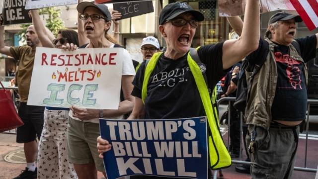 “大而美”，大而难美 | 南方+编委会一周荐读