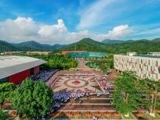 书记说｜中山中专党委书记龙卫平：以“体”育人，书写教育新华章