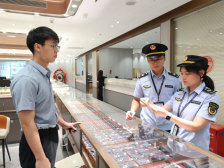 罗湖为黄金珠宝企业“松绑”：115家诚信企业超四成检查“免扰”丨营商新势②