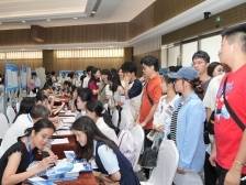 离校未就业？广州连开两场招聘会助力高校毕业生求职