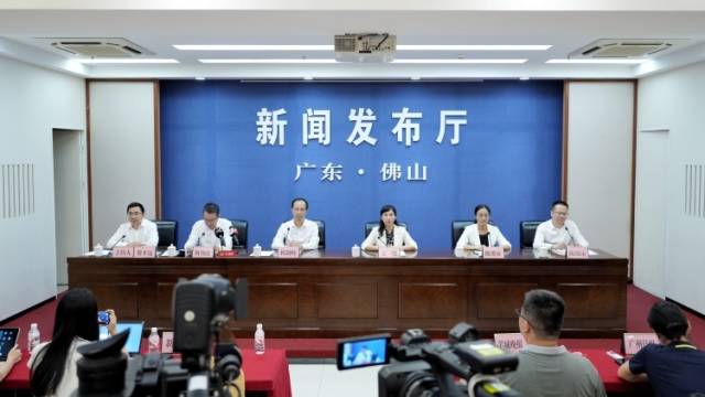 提供床位3696张，佛山53家医院定点收治基孔肯雅热患者