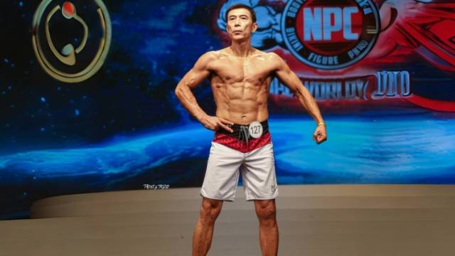 达人开讲！两个动作甩掉肩颈不适｜减重小课堂