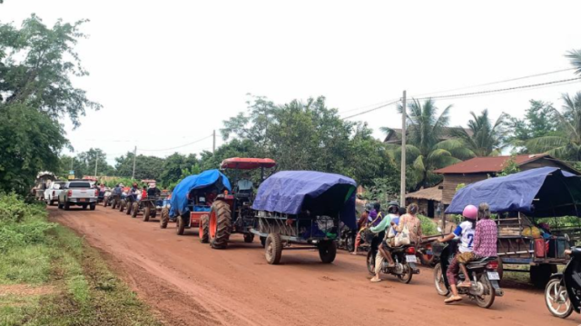 数十人伤亡，超10万人疏散，泰柬边境冲突为何迅速升级？｜环球深壹度