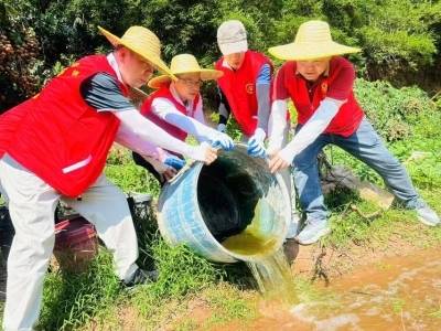 党员干部近5.5万人次“沉一线”，筑牢三水防疫屏障